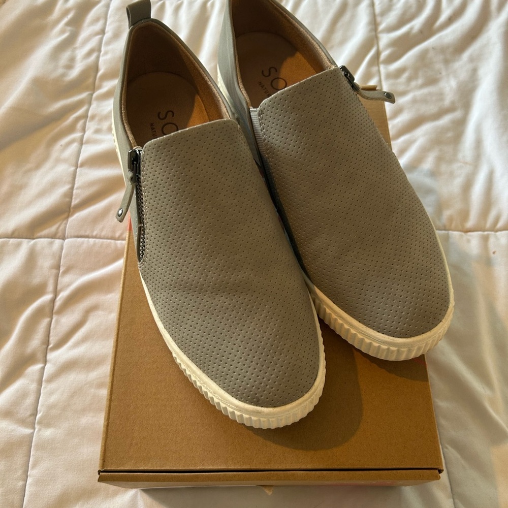 EUC Naturalizer Turner Casual Sneakers 8.5